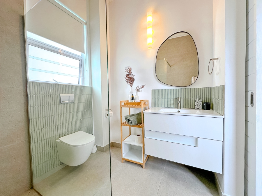 To Let 1 Bedroom Property for Rent in Keurboomstrand Western Cape